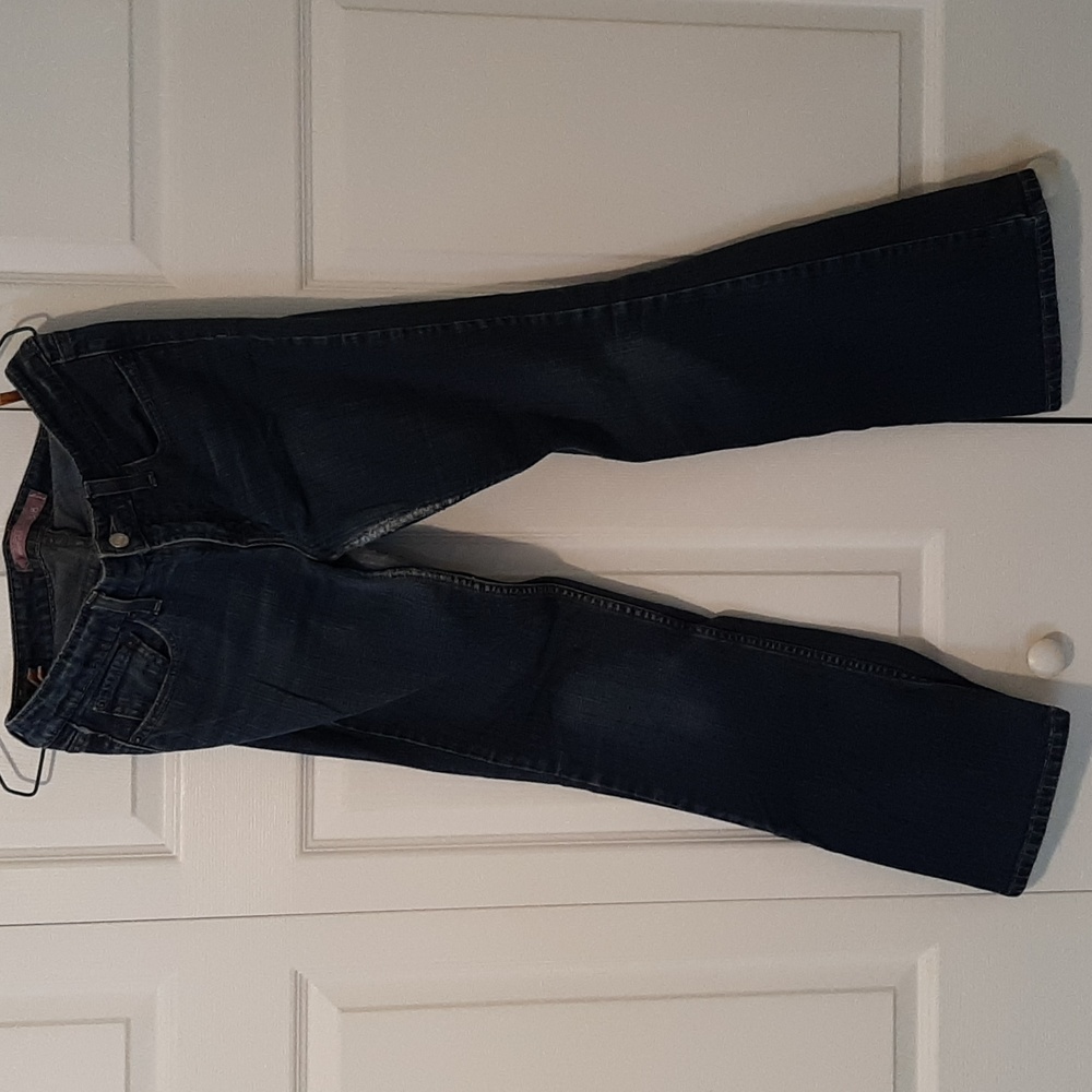 Levi's 518 women's jeans